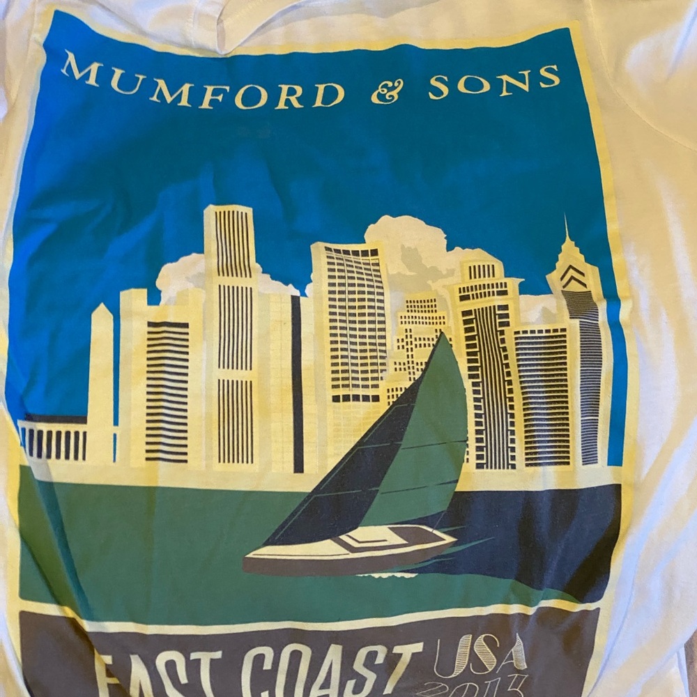 Men’s medium 2013 Mumford and sons tour tshirt